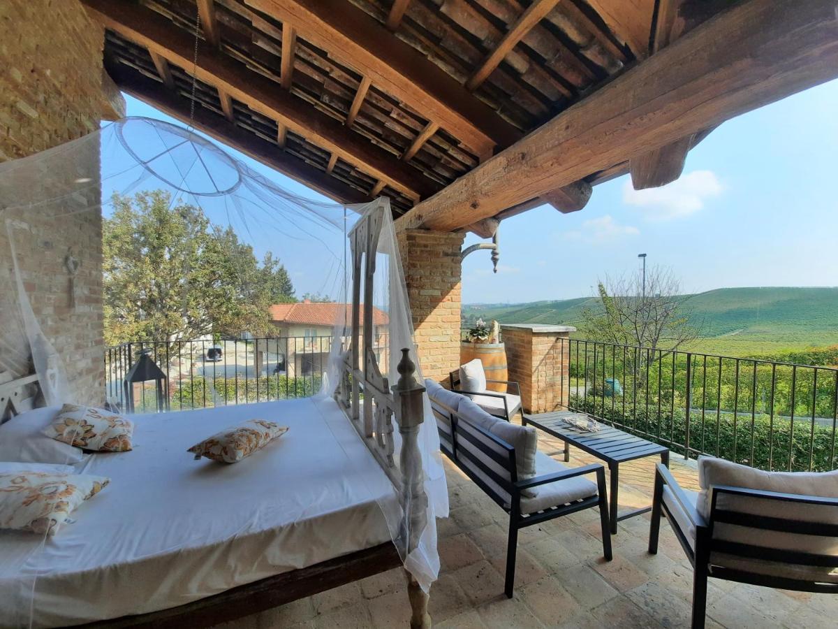 Villa Laura Castellinaldo Екстериор снимка