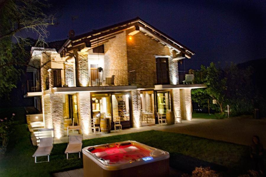 Villa Laura Castellinaldo Екстериор снимка