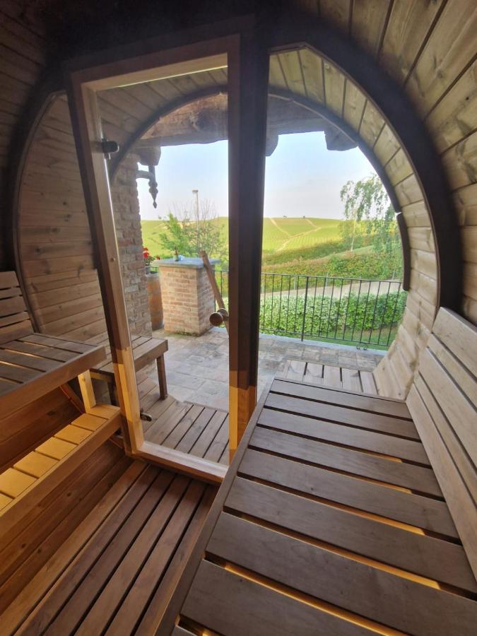 Villa Laura Castellinaldo Екстериор снимка